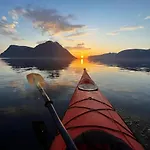Σπίτι διακοπών Lyngvaer Fjord - Jacuzzi & Sauna - No 43