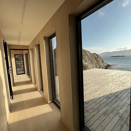 Lyngvær Fjord - Jacuzzi&sauna - No 43