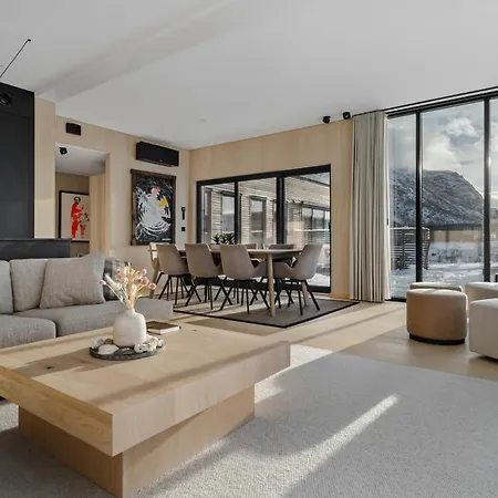 Lyngvaer Fjord - Jacuzzi & Sauna - No 43