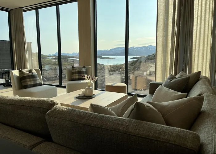 Lyngvaer Fjord - Jacuzzi & Sauna - No 43