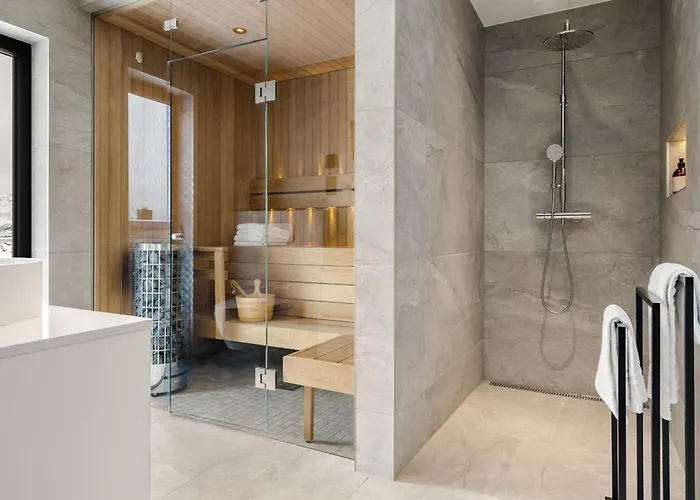 Lyngvaer Fjord - Jacuzzi & Sauna - No 43