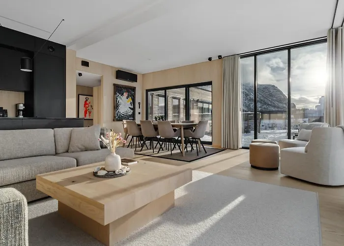 Lyngvaer Fjord - Jacuzzi & Sauna - No 43